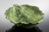 (02) gr. Salatschale in Blattform 32x20