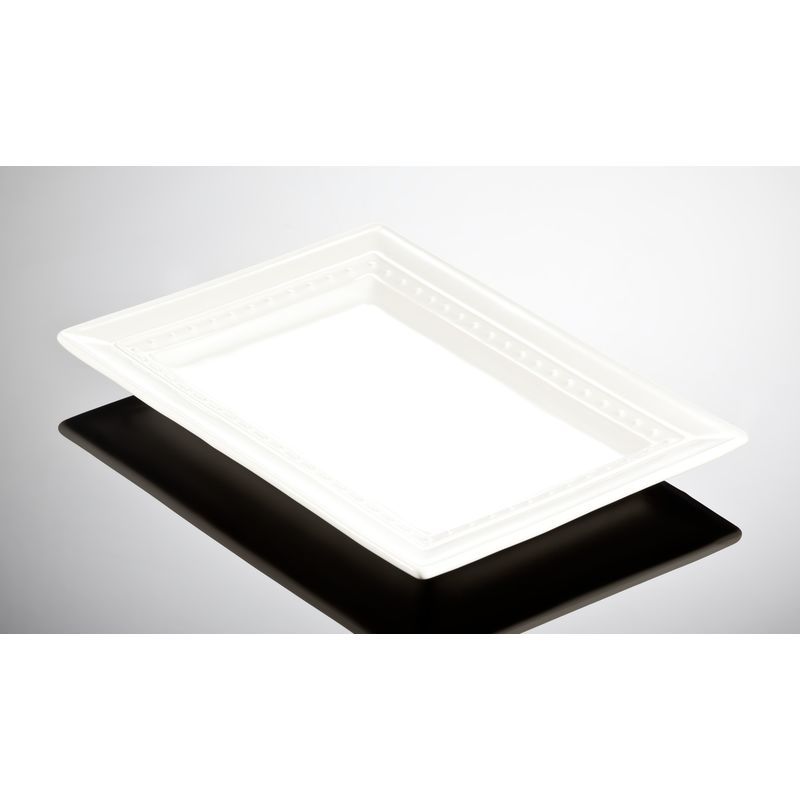01) weiße Servierplatte 31x23, 15,90 €